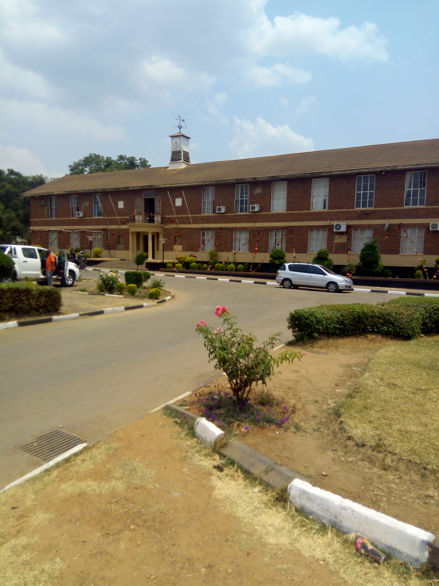 Read more about the article Mayors, council chairpersons, councillors allowances go up