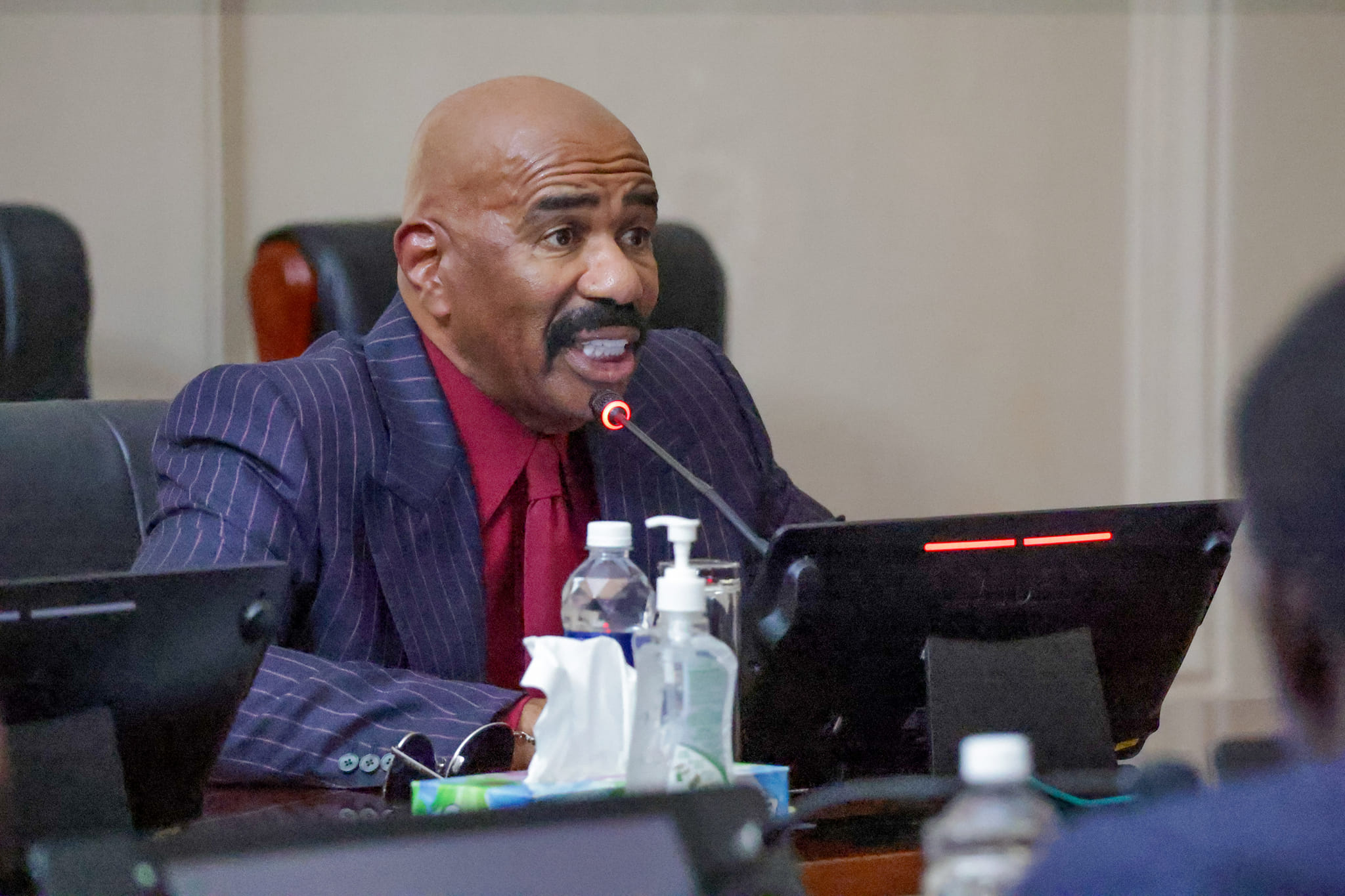 Read more about the article Sleep less, fight like a dog – Steve Harvey